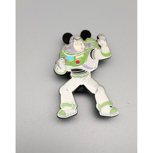 4 Disney Pin Aladdin Magic Buzz Lightyear Toy Story Heart of Te Fiti Magic READ - Picture 6 of 7
